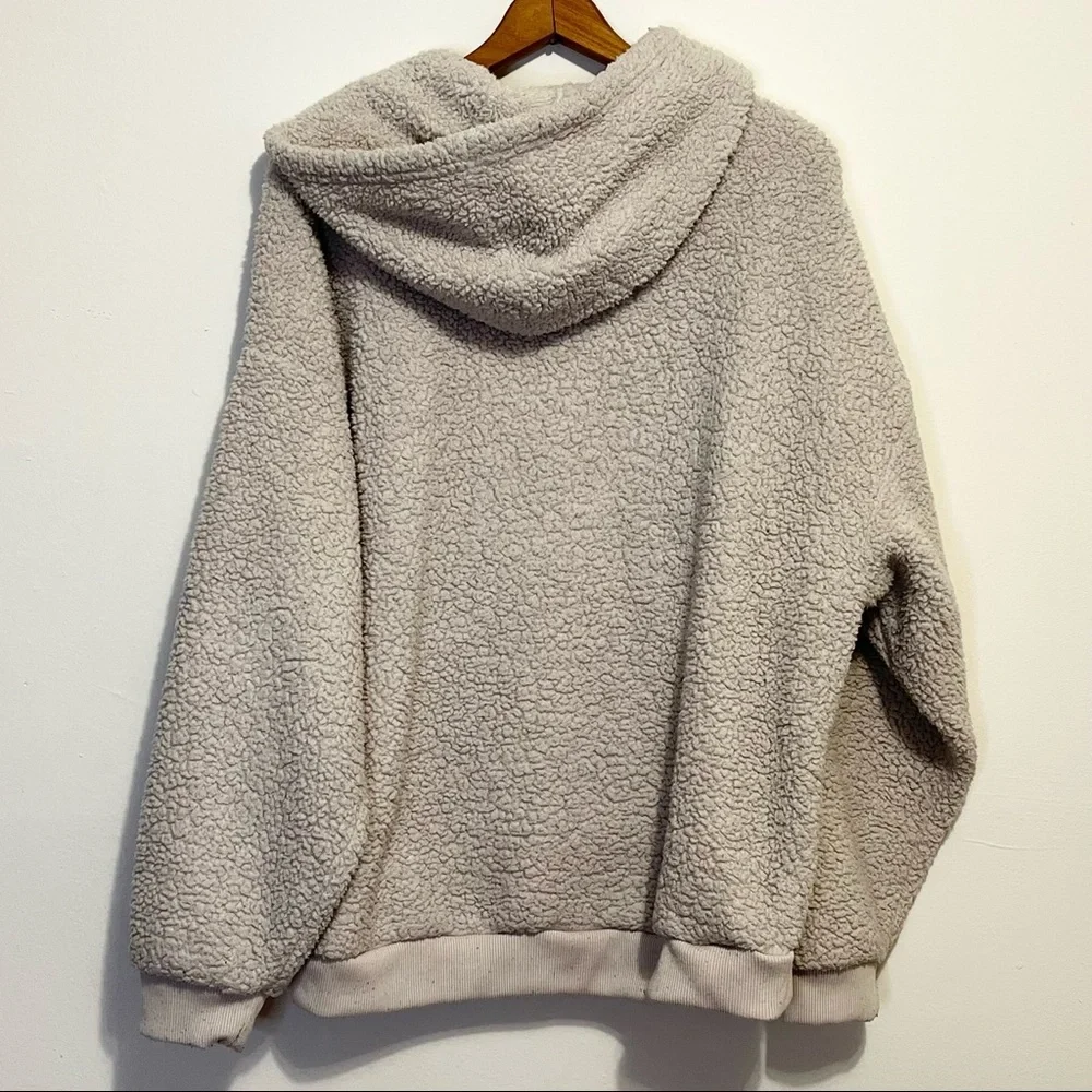 American Eagle Cream Sherpa Hoodie Womens Size XL - Picture 9 of 11